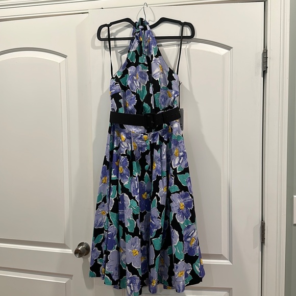 Unique Vintage Black & Lilac Floral Print Tarrytown Hostess Dress - L/10-12 - Picture 2 of 4
